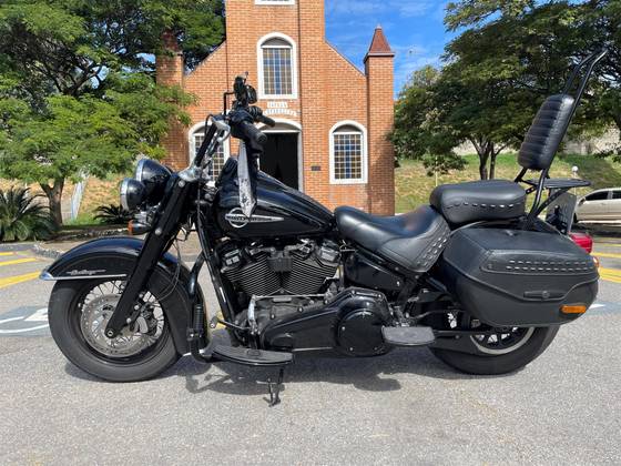 HARLEY-DAVIDSON SOFTAIL HERITAGE CLASSIC HARLEY-DAVIDSON SOFTAIL HERITAGE CLASSIC